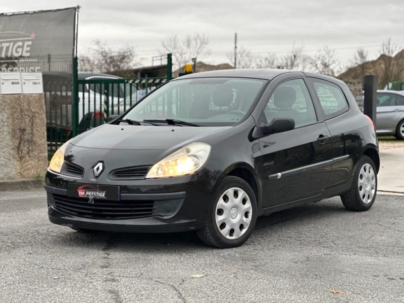 CLIO 3 1.5 DCI Paiement 4X ou 10X Possible