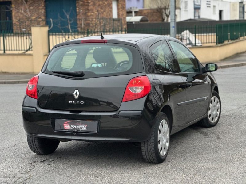 CLIO 3 1.5 DCI Paiement 4X ou 10X Possible