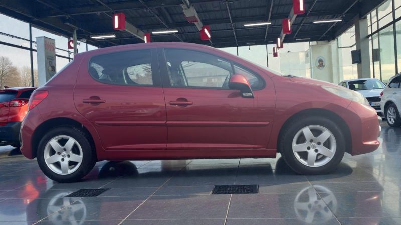 PEUGEOT 207 1.4 PREMIUM 5PORTES 1ERMAIN GARANTIE 6MOIS