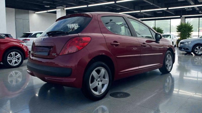 PEUGEOT 207 1.4 PREMIUM 5PORTES 1ERMAIN GARANTIE 6MOIS