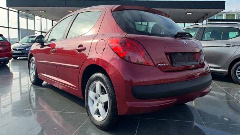 PEUGEOT 207 1.4 PREMIUM 5PORTES 1ERMAIN GARANTIE 6MOIS