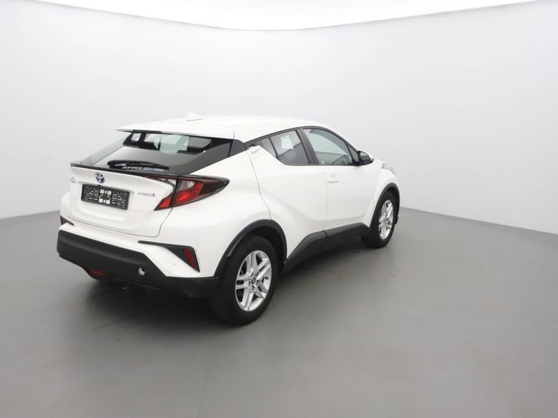 Toyota C-HR 1.8 e-cvt 125hcomfort