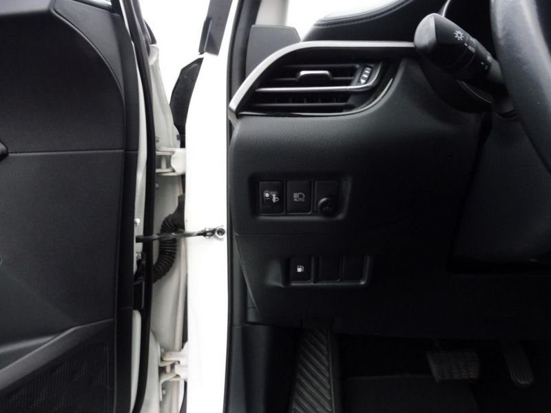 Toyota C-HR 1.8 e-cvt 125hcomfort