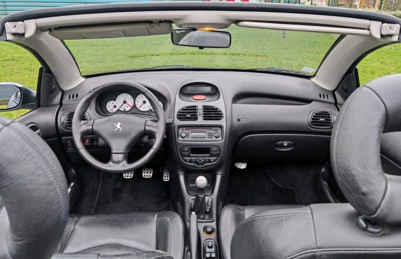 PEUGEOT 206 CC 2.0 16v PLATINIUM