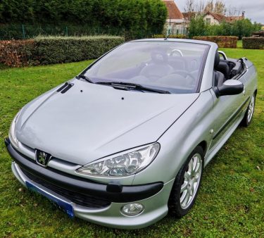 PEUGEOT 206 CC 2.0 16v PLATINIUM