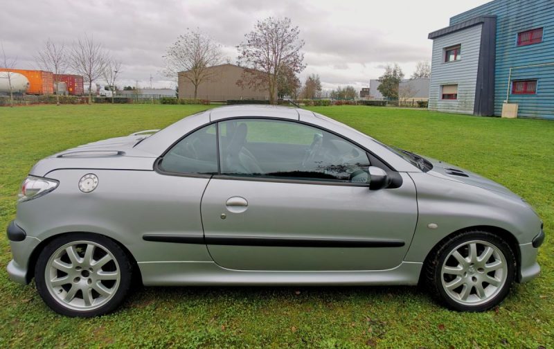 PEUGEOT 206 CC 2.0 16v PLATINIUM