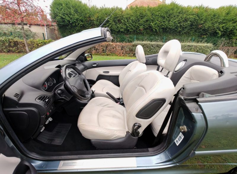 PEUGEOT 206 CC 1.6 16v PLATINIUM