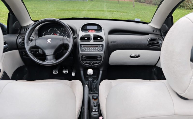 PEUGEOT 206 CC 1.6 16v PLATINIUM