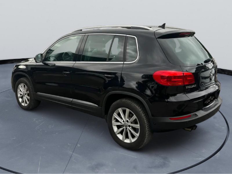 VOLKSWAGEN TIGUAN 2.0 TDI 140 BlueMotion Technology Carat 4Motion