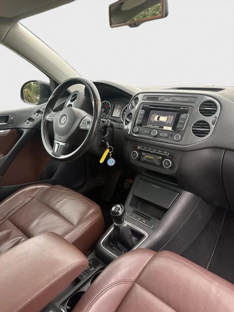 VOLKSWAGEN TIGUAN 2.0 TDI 140 BlueMotion Technology Carat 4Motion