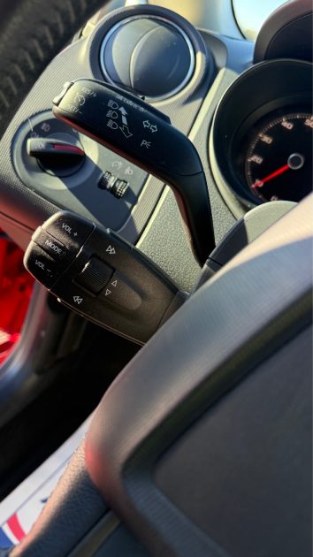 SEAT IBIZA IV 1.2 70CH I TECH 5P 2013