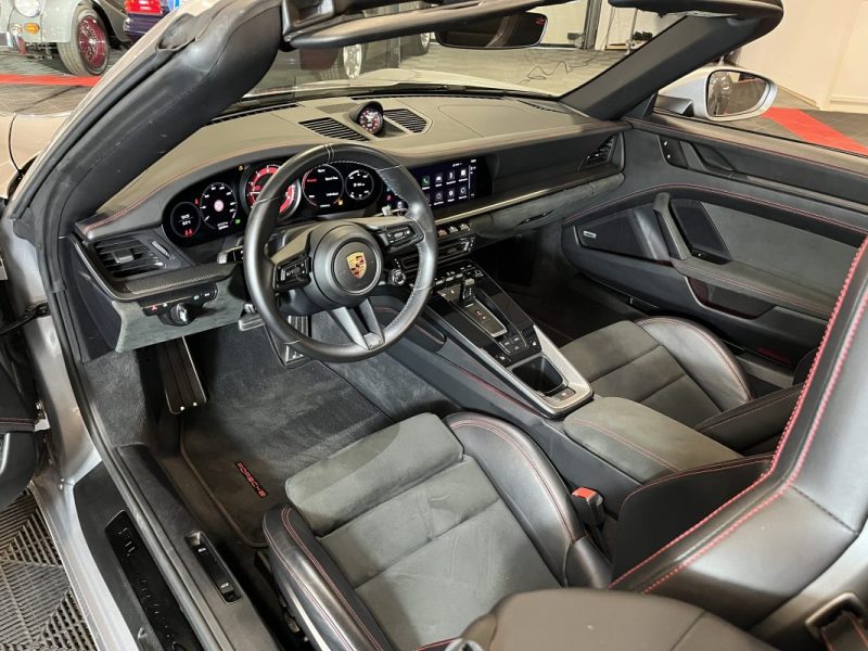 PORSCHE 911 3.0 480CH 4 GTS PDK 2022