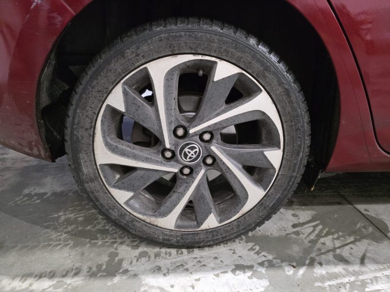 TOYOTA AURIS HSD 136h Design / SUIVI TOYOTA