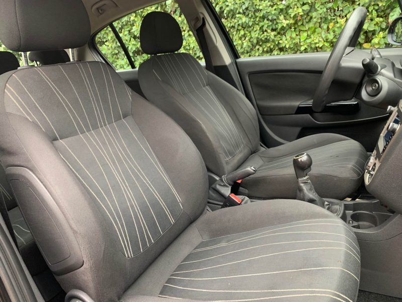 OPEL CORSA 1.2 80 ESSENTIA 2007