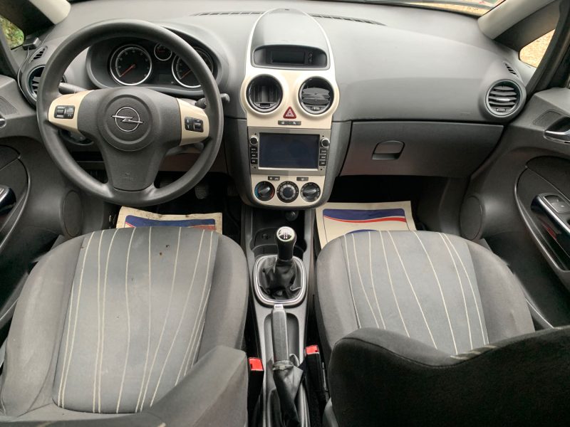 OPEL CORSA 1.2 80 ESSENTIA 2007