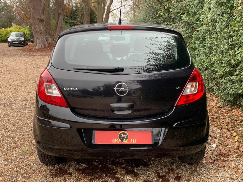 OPEL CORSA 1.2 80 ESSENTIA 2007