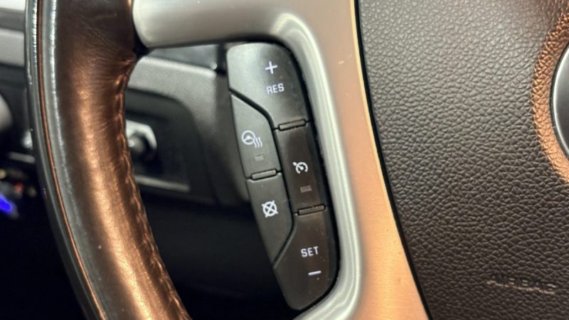 Cadillac  Escalade 409ch 2008 - GPL - 7 place - Sièges chauffants - TV escamotable - Peinture neuve 