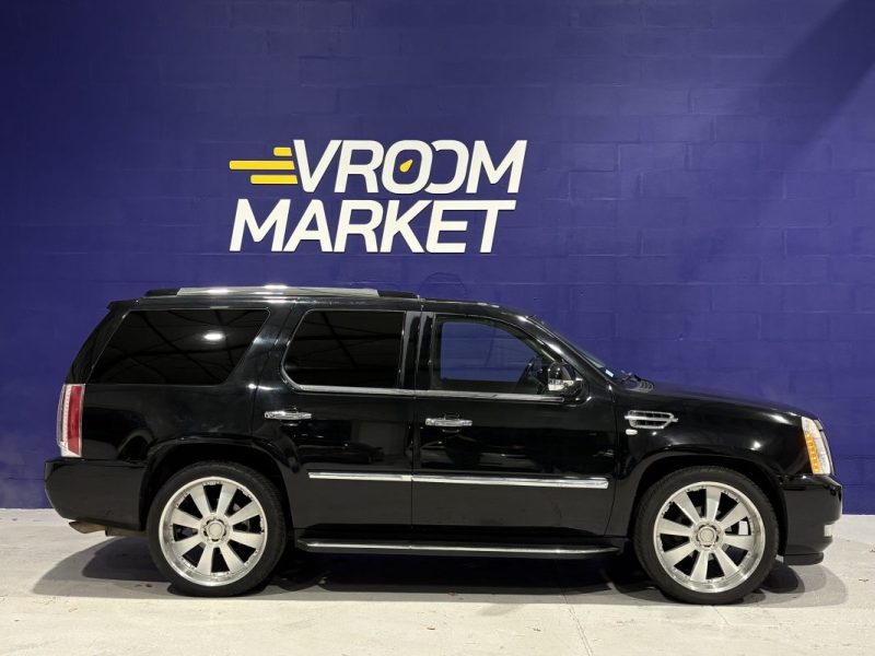 Cadillac  Escalade 409ch 2008 - GPL - 7 place - Sièges chauffants - TV escamotable - Peinture neuve 