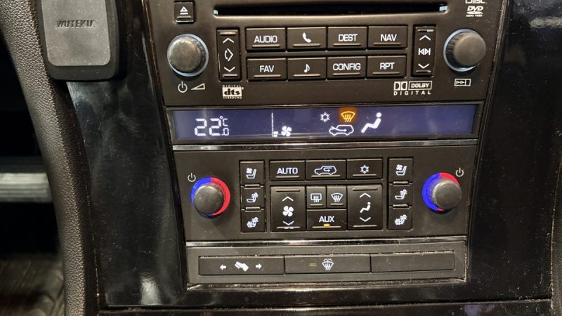 Cadillac  Escalade 409ch 2008 - GPL - 7 place - Sièges chauffants - TV escamotable - Peinture neuve 