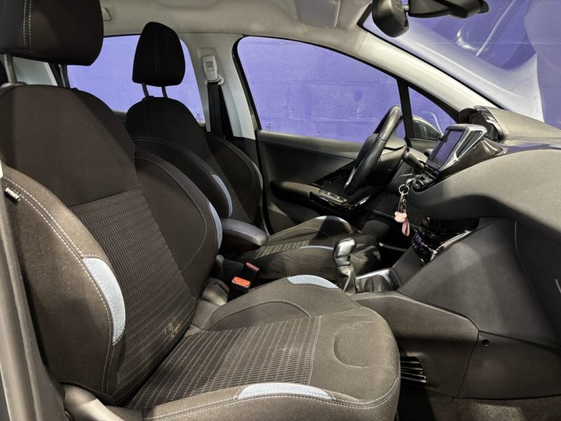 Peugeot 208 1.6l e-HDI 92ch 5P 