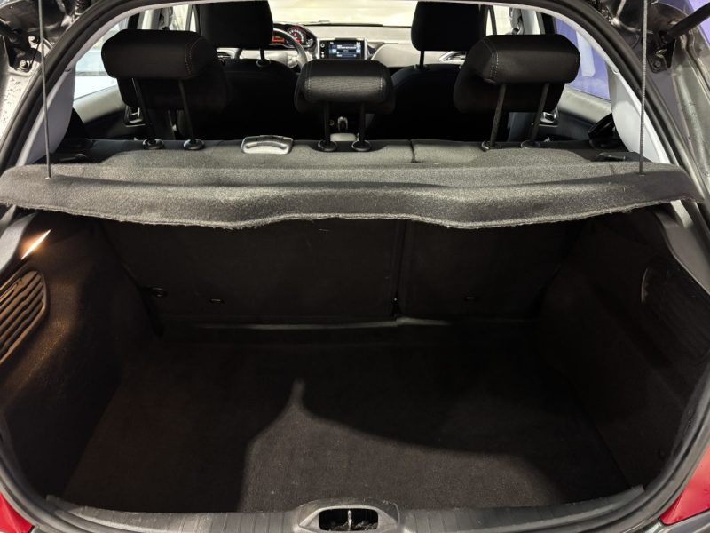 Peugeot 208 1.6l e-HDI 92ch 5P 