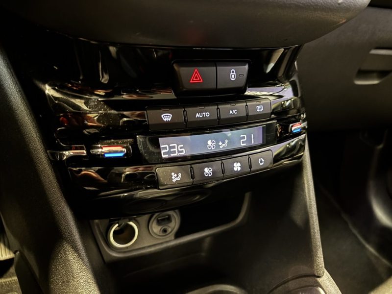 Peugeot 208 1.6l e-HDI 92ch 5P 