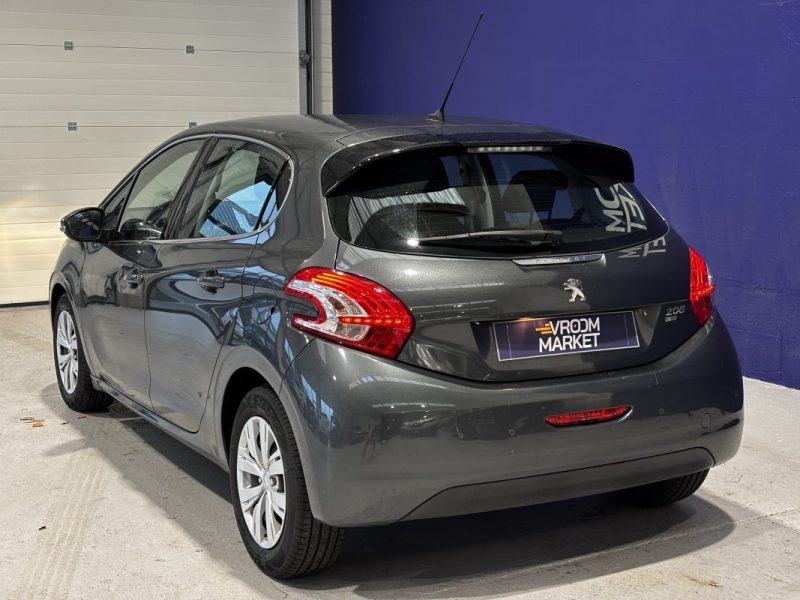 Peugeot 208 1.6l e-HDI 92ch 5P 