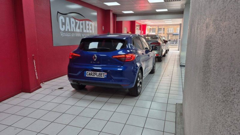 RENAULT CLIO 1.0 TCE 90CH EVOLUTION/1 ERE MAIN/EXPORT 12990E 2023