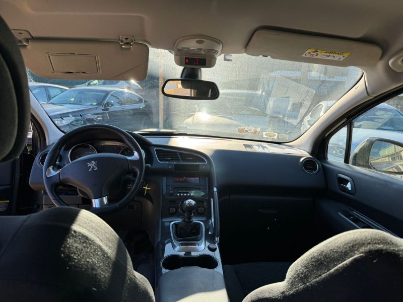 PEUGEOT 3008 1.6 HDI - 8V TURBO 2014