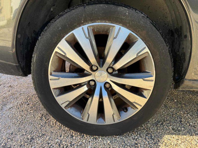 PEUGEOT 3008 1.6 HDI - 8V TURBO 2014