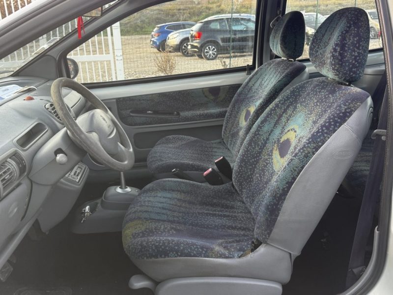 RENAULT TWINGO KENZO 1.2 16V QUICKSHIFT 5 BOITE AUTOMATIQUE 