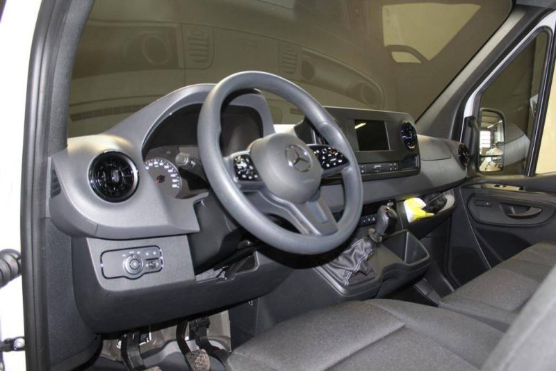 MERCEDES SPRINTER L3H2 NAVI CAM 360 93L 2023