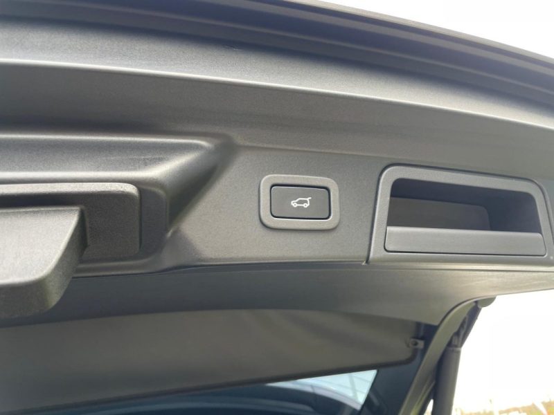 Land Rover Range Rover Sport 2.0D 240ch R-Dynamic S AWD BVA • Toit Ouvrant • Superbe État