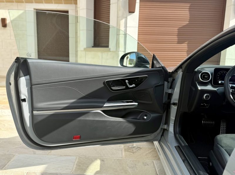 MERCEDES CLE 200 COUPE AMG LINE BVA 9G-TRONIC 2.0 204ch / SIÈGES ÉLECTRIQUES À MÉMOIRE / TO / 1 MAIN