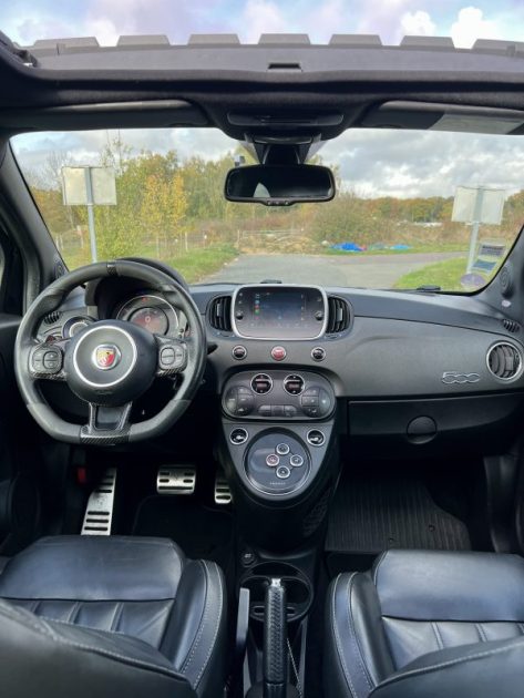 ABARTH 595 1.4 Turbo 180ch Competizione BVA / TOIT OUVRANT / VOLANT CARBONE / BEATS