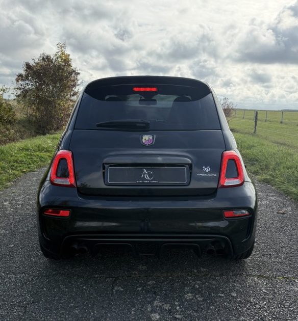 ABARTH 595 1.4 Turbo 180ch Competizione BVA / TOIT OUVRANT / VOLANT CARBONE / BEATS
