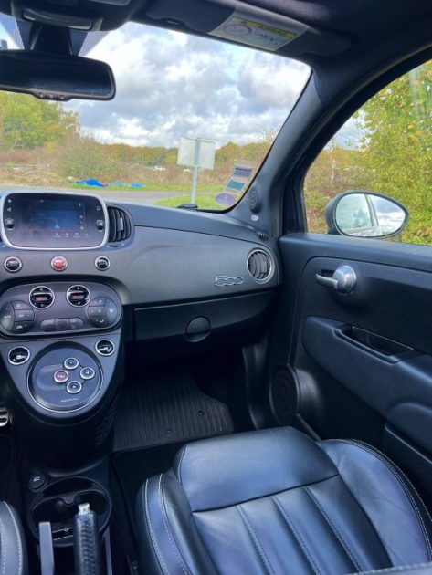 ABARTH 595 1.4 Turbo 180ch Competizione BVA / TOIT OUVRANT / VOLANT CARBONE / BEATS