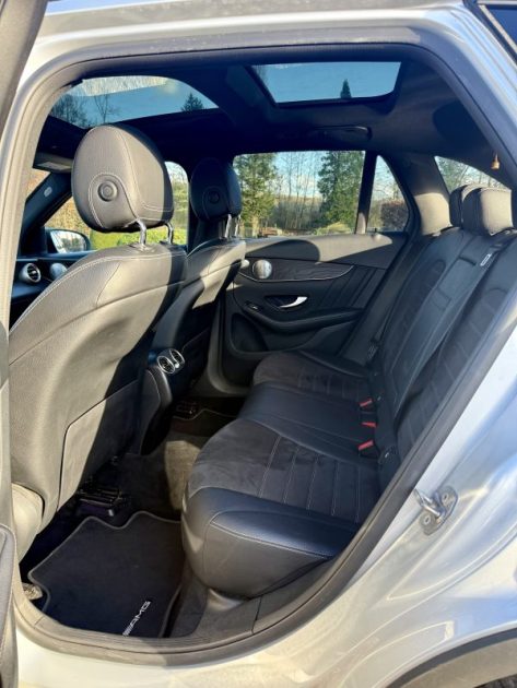 MERCEDES GLC 300D AMG LINE 4MATIC BVA 9G-TRONIC 2.0 245ch / SIÈGES ÉLECTRIQUES / TOIT OUVRANT PANO