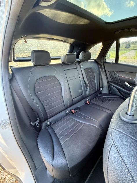 MERCEDES GLC 300D AMG LINE 4MATIC BVA 9G-TRONIC 2.0 245ch / SIÈGES ÉLECTRIQUES / TOIT OUVRANT PANO