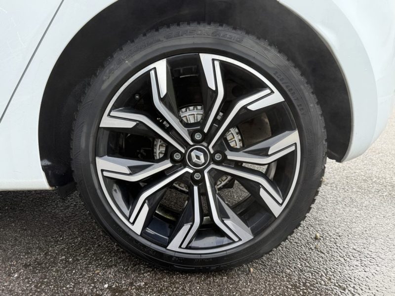 RENAULT CLIO V 1.0 TCE 90cv Intens Carplay / Caméra de recul / Jantes 17 Pouces