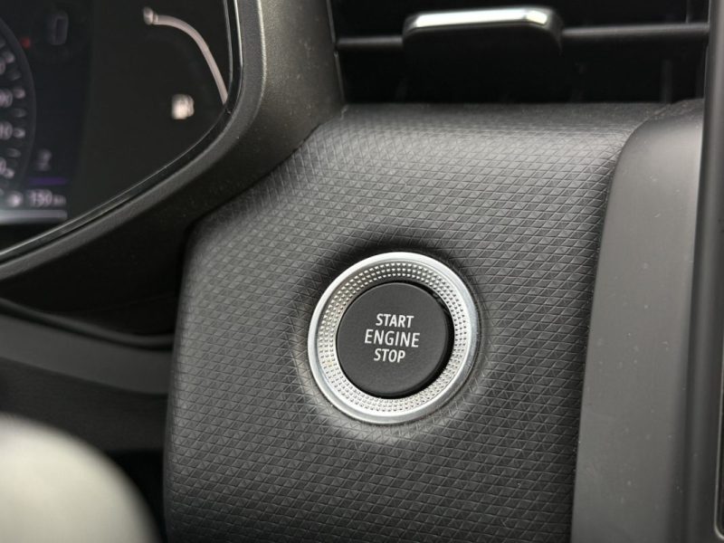 RENAULT CLIO V 1.0 TCE 90cv Intens Carplay / Caméra de recul / Jantes 17 Pouces