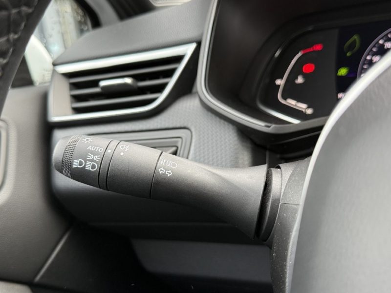 RENAULT CLIO V 1.0 TCE 90cv Intens Carplay / Caméra de recul / Jantes 17 Pouces