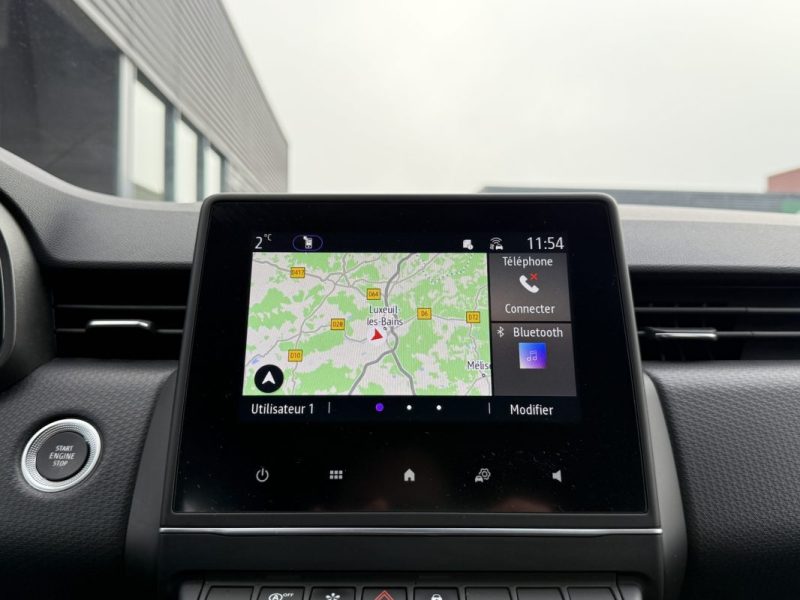 RENAULT CLIO V 1.0 TCE 90cv Intens Carplay / Caméra de recul / Jantes 17 Pouces