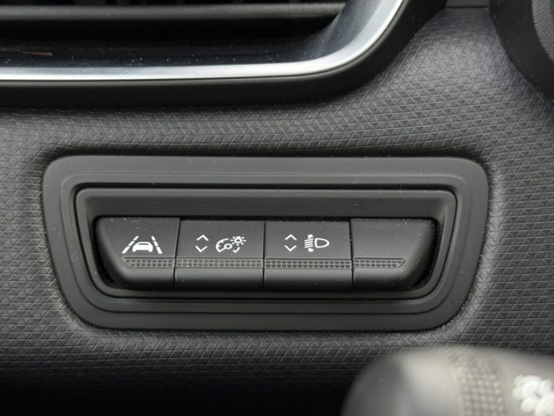 RENAULT CLIO V 1.0 TCE 90cv Intens Carplay / Caméra de recul / Jantes 17 Pouces