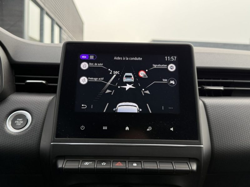 RENAULT CLIO V 1.0 TCE 90cv Intens Carplay / Caméra de recul / Jantes 17 Pouces