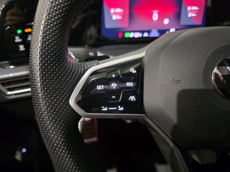 VOLKSWAGEN GOLF 8 1.4 eHybrid 245ch GTE DSG6 / SUIVI VW / TOIT OUVRANT