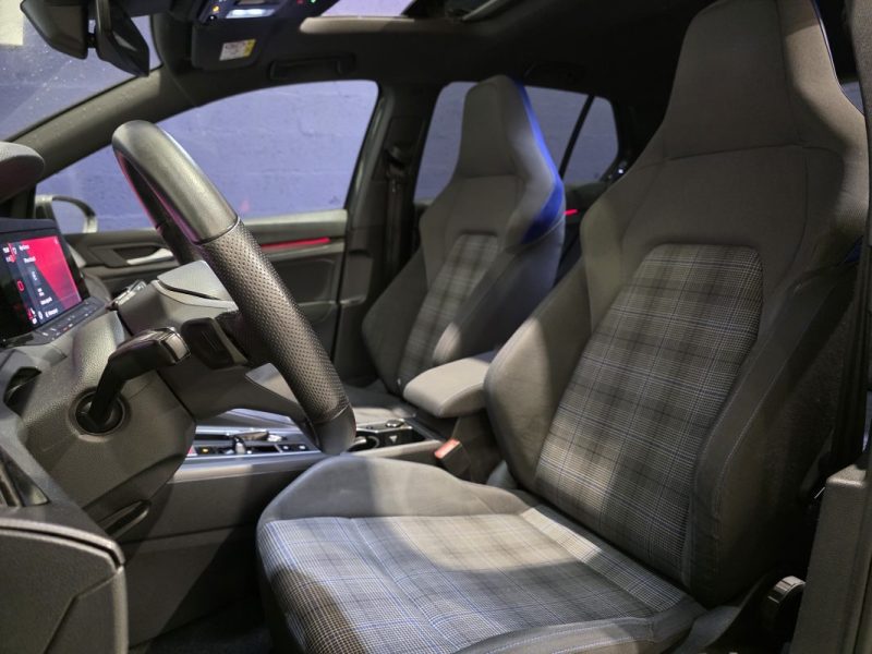 VOLKSWAGEN GOLF 8 1.4 eHybrid 245ch GTE DSG6 / SUIVI COMPLET / TOIT OUVRANT