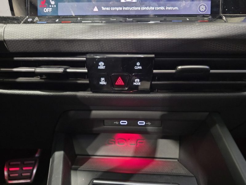 VOLKSWAGEN GOLF 8 1.4 eHybrid 245ch GTE DSG6 / SUIVI COMPLET / TOIT OUVRANT