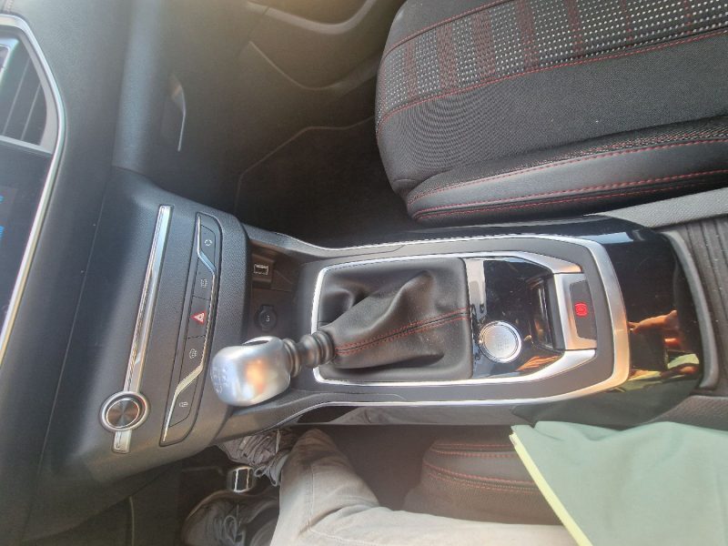 PEUGEOT 308 II 1.2 PURETECH 130CH E6.3 S&S ALLURE 2019