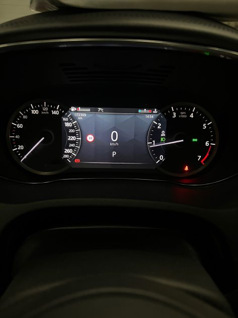 MAGNIFIQUE JAGUAR R-DYNAMIC P200 FLEXFUEL (TOIT PANORAMIQUE, CAMÉRA DE RECUL, SIÈGES ÉLECTRIQUES) 